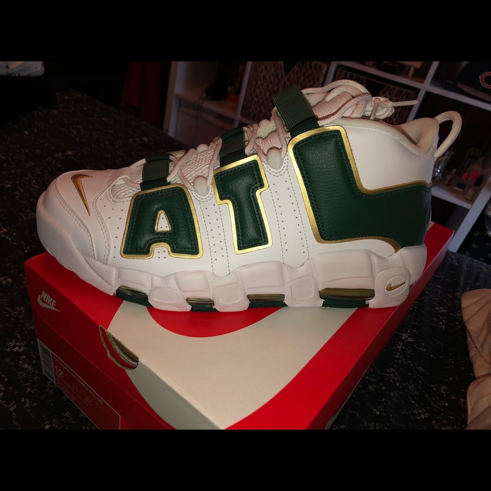 Nike Uptempo ATL size 12